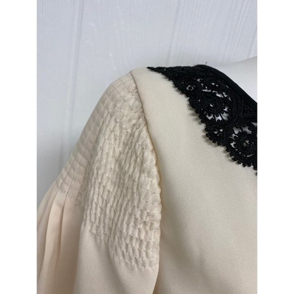 Disney Collection by LC Lauren Conrad women's blouse back buttons 3/4 sleeve - Picture 4 of 11